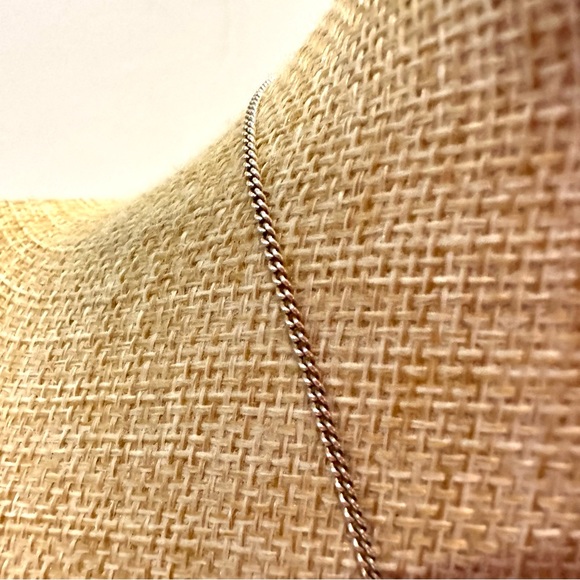 Sterling silver malachite pendant teardrop shape on a Sterling .925 chain - Picture 12 of 14